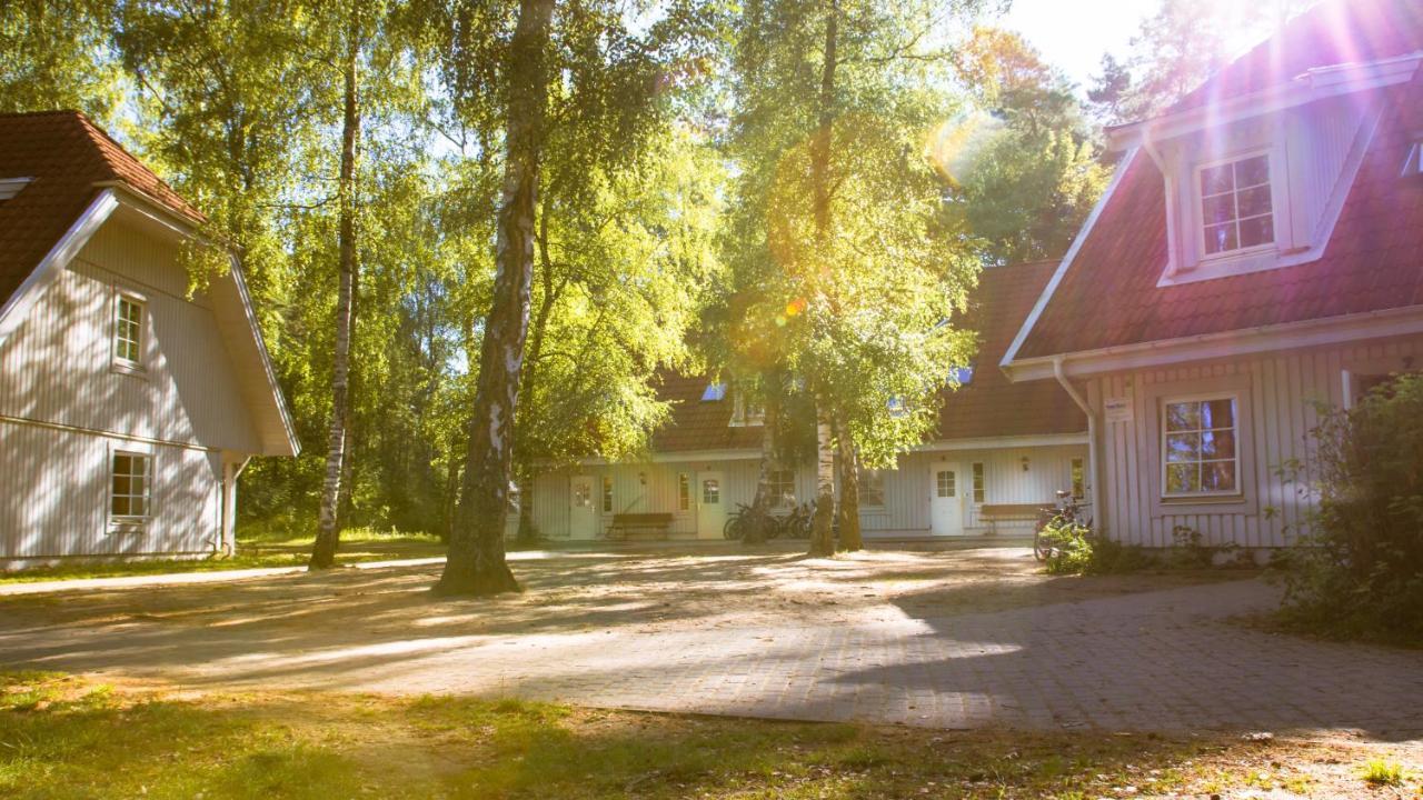 Martas Gaestehaeuser Gross Vaeter See Templin Exterior foto